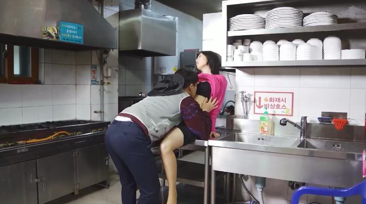 nhật ký cô nàng nghiện sex Vinh quang dành cho con cặc của bạn chồng
