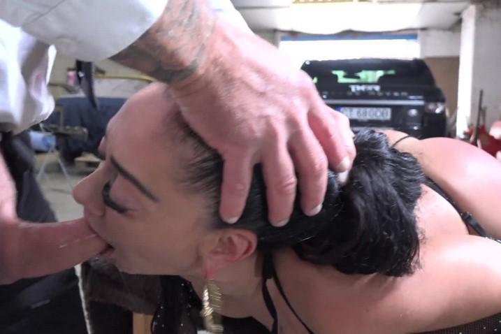 clip sex mẹ vợ Hai cô em gái mông to cực dâm đãng